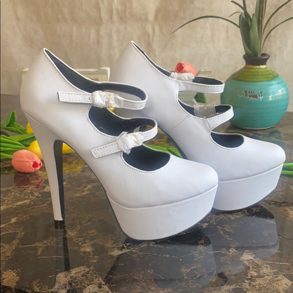 Mary Jane Platform heels